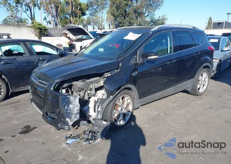 2015 Ford Escape Titanium из США, поврежденный, VIN 1FMCU9J94FUB11621